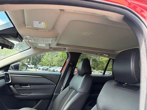 Used 2024 MAZDA CX-50 AWD 2.5 S w/ Premium Package image 21