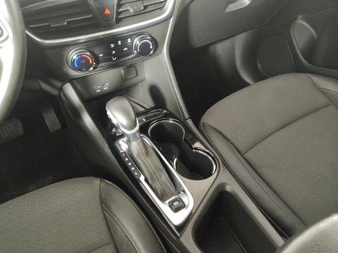 Used 2024 Buick Encore GX Preferred w/ Advanced Technology Package FWD image 26