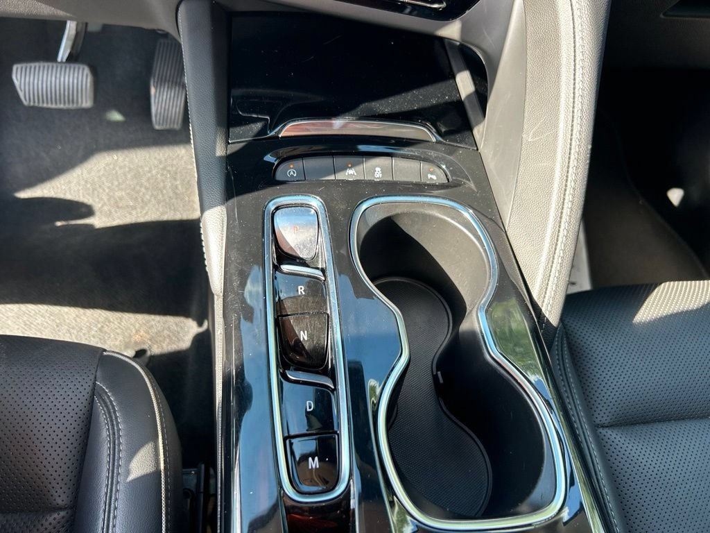 Used 2023 Buick Envision Essence FWD image 16