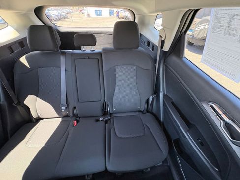 Used 2025 Kia Sportage LX FWD image 36