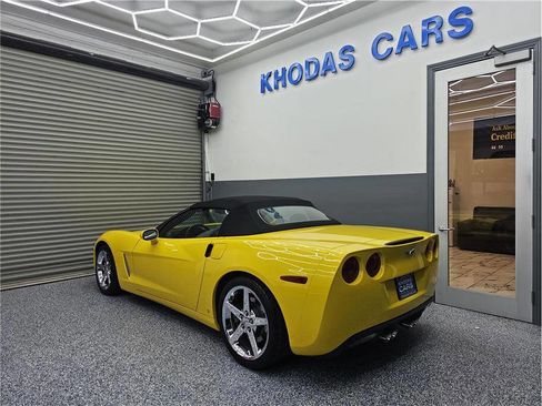 Used 2008 Chevrolet Corvette Convertible w/ Preferred Equipment Group image 3