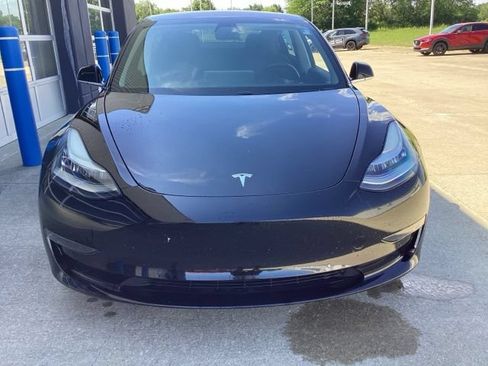 Used 2018 Tesla Model 3 Long Range AWD/4WD image 3