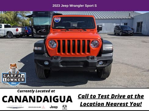 Used 2023 Jeep Wrangler Sport AWD/4WD image 4