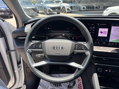 Certified 2025 Audi Q5 Premium AWD/4WD image 21