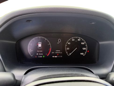 Used 2023 Honda HR-V Sport image 11