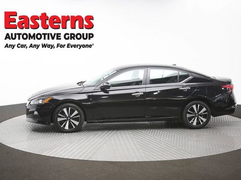 Used 2022 Nissan Altima 2.5 SV FWD image 59