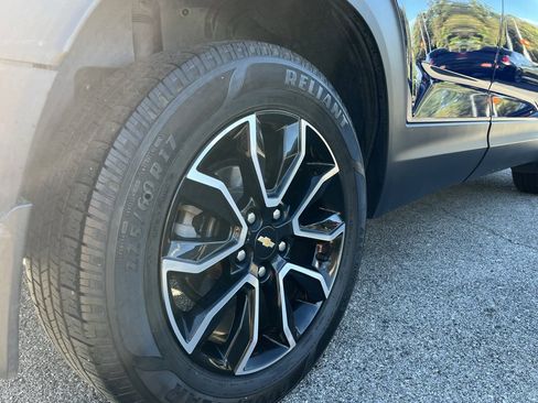 Used 2022 Chevrolet TrailBlazer ACTIV w/ Sun and Liftgate Package image 9