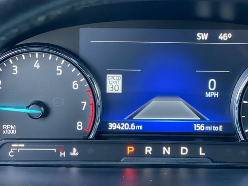 Used 2022 Ford Explorer XLT w/ Equipment Group 202A image 24