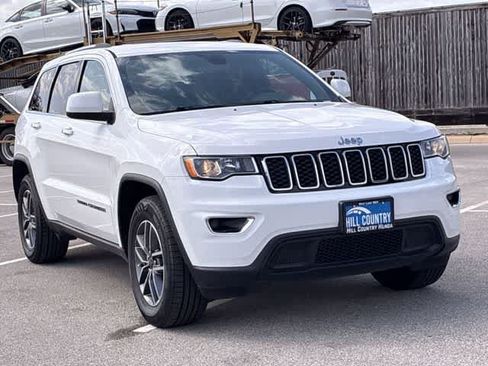 Used 2020 Jeep Grand Cherokee Laredo w/ Laredo X Package RWD image 8