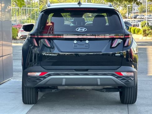 Used 2023 Hyundai Tucson Limited AWD/4WD image 4