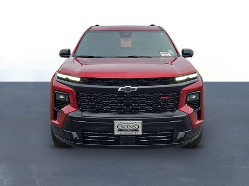 New 2026 Chevrolet Traverse RS w/ LPO, Floor Liner Package image 2