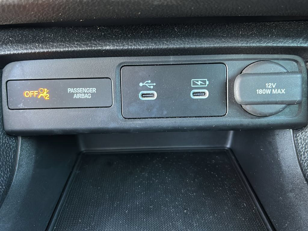 Used 2025 Honda Civic Sport image 16