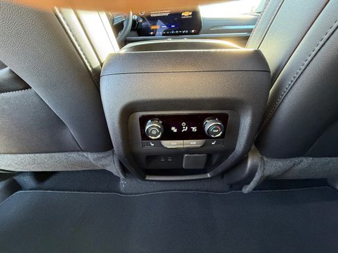 New 2026 Chevrolet Traverse RS image 14