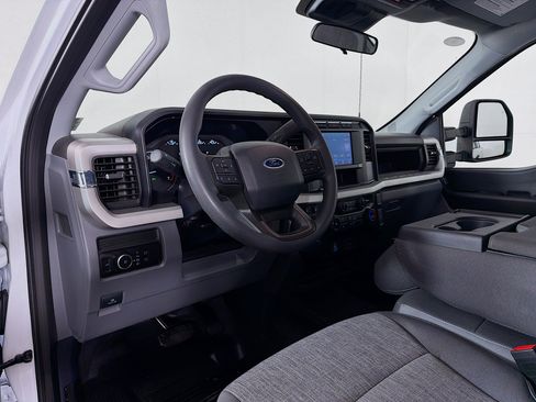Used 2023 Ford F250 XL image 10