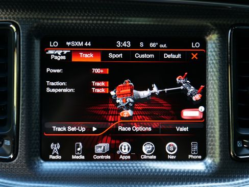 Used 2015 Dodge Challenger SRT Hellcat image 27