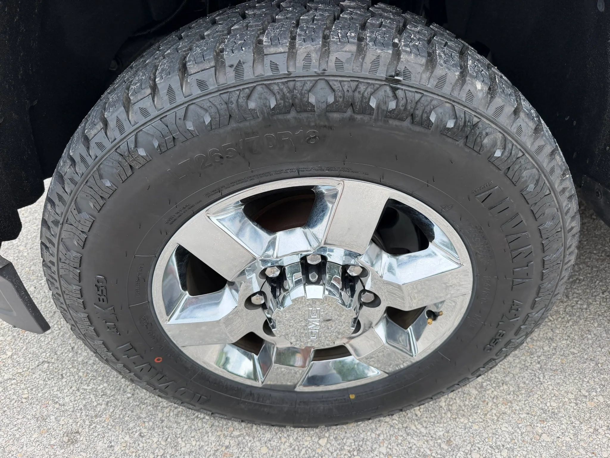 Used 2019 GMC Sierra 2500 SLT w/ Duramax Plus Package AWD/4WD image 38