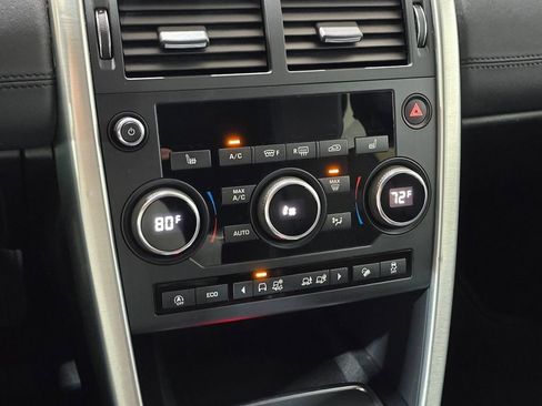 Used 2019 Land Rover Discovery Sport SE AWD/4WD image 14