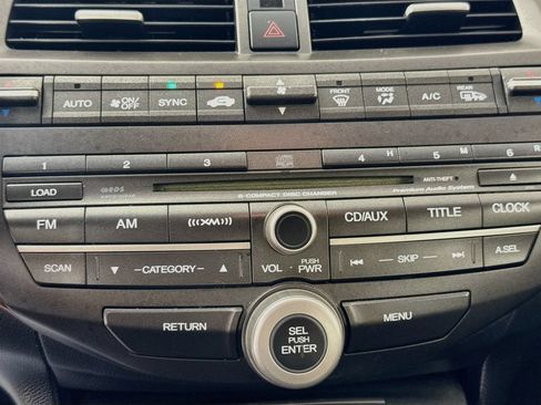 Used 2011 Honda Accord EX-L image 16