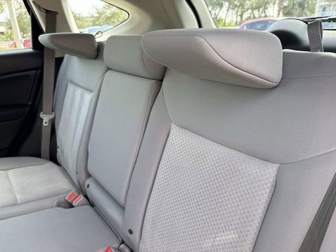 Used 2016 Honda CR-V LX image 15