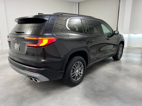 Used 2025 GMC Acadia Elevation image 7