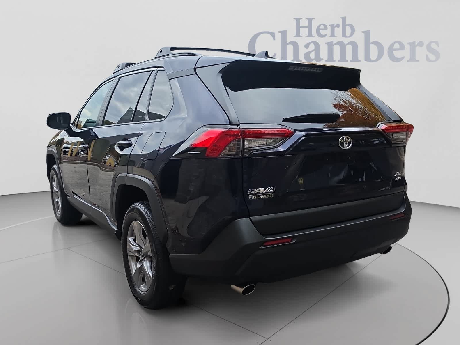 Used 2024 Toyota RAV4 XLE w/ Weather Package AWD/4WD image 3