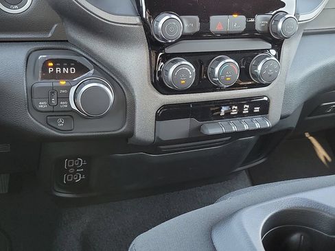New 2026 RAM 1500 Tradesman AWD/4WD image 18