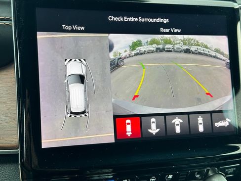 Used 2021 Jeep Grand Cherokee L Summit w/ Luxury Tech Group V AWD/4WD image 37