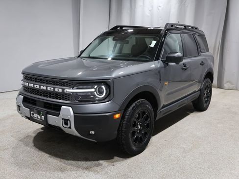 Used 2025 Ford Bronco Sport Badlands image 7