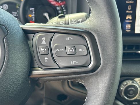 Used 2025 Jeep Wrangler Unlimited Sport S 4xe AWD/4WD image 29