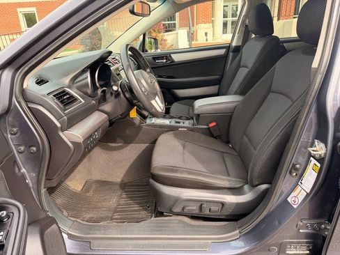 Used 2016 Subaru Outback 2.5i Premium AWD/4WD image 11