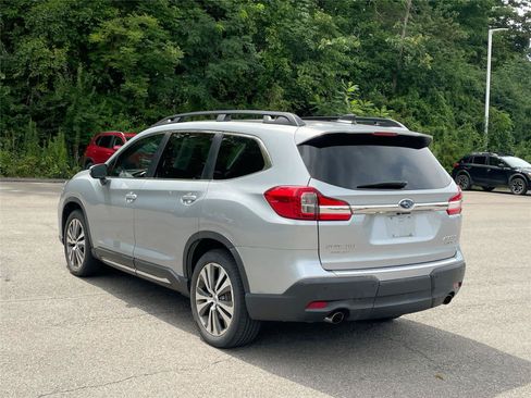 Used 2019 Subaru Ascent Limited AWD/4WD image 3