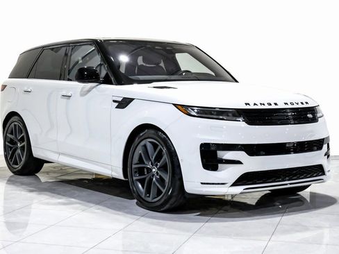 Used 2023 Land Rover Range Rover Sport SE Dynamic AWD/4WD image 3