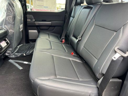 New 2025 Ford F150 Lariat w/ Equipment Group 501A Mid image 15