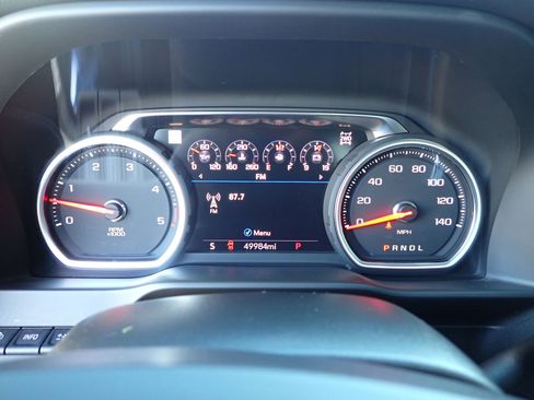 Used 2021 Chevrolet Silverado 2500 LTZ w/ LTZ Premium Package image 14