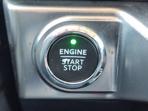 Used 2022 Ford F150 Lariat AWD/4WD image 19