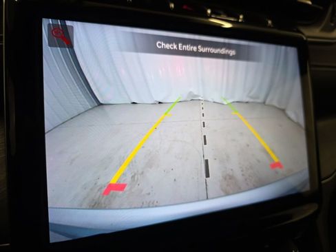 Used 2025 Jeep Grand Cherokee Limited image 21