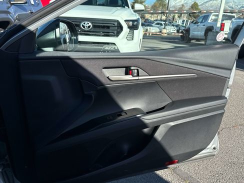 Used 2025 Toyota Camry LE image 20