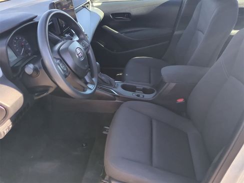 Used 2025 Toyota Corolla LE image 16