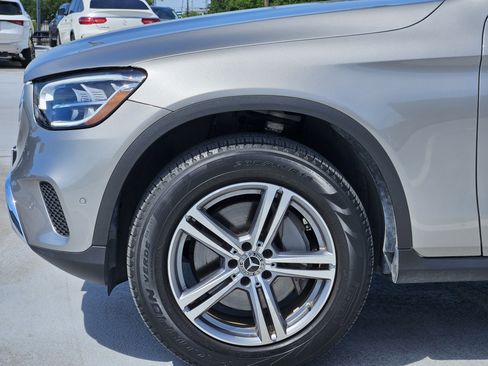 Used 2022 Mercedes-Benz GLC 300 image 11