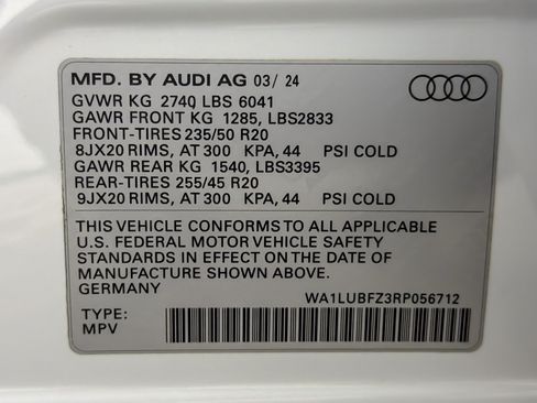 Used 2024 Audi Q4 e-tron Premium Plus w/ Premium Plus AWD/4WD image 28