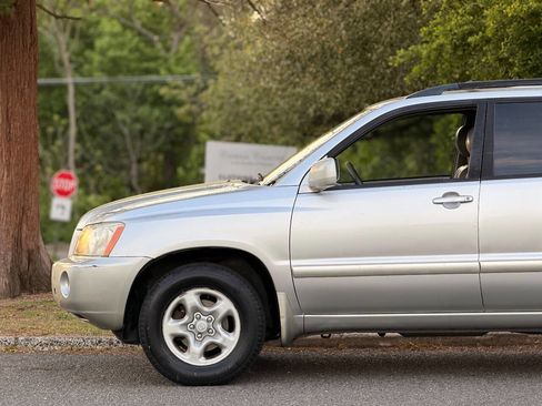 Used 2001 Toyota Highlander 2WD image 17