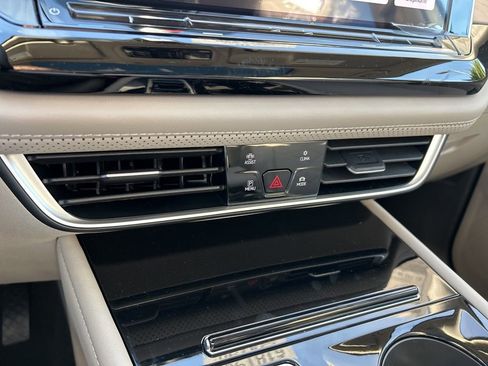 New 2026 Volkswagen Atlas SE image 31