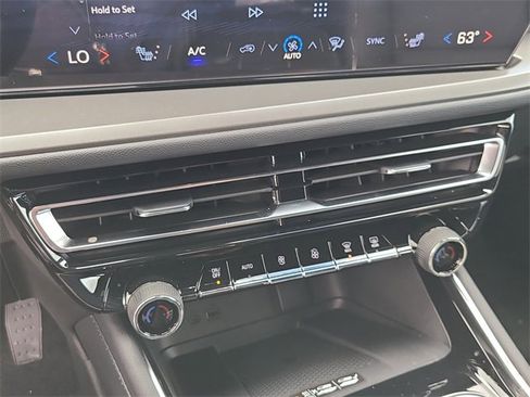 New 2026 Chevrolet Traverse LT w/ Midnight/Sport Edition image 33