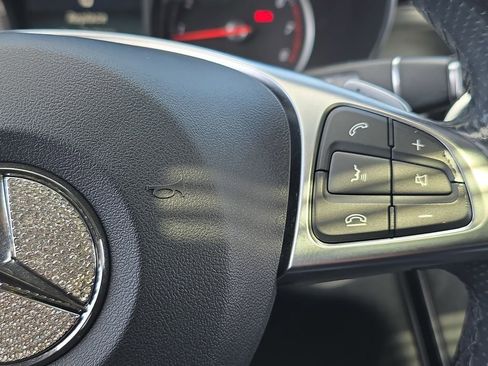 Used 2019 Mercedes-Benz GLC 300 4MATIC Coupe image 21