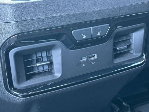 Used 2025 GMC Sierra 2500 AT4 w/ AT4 Premium Plus Package image 42