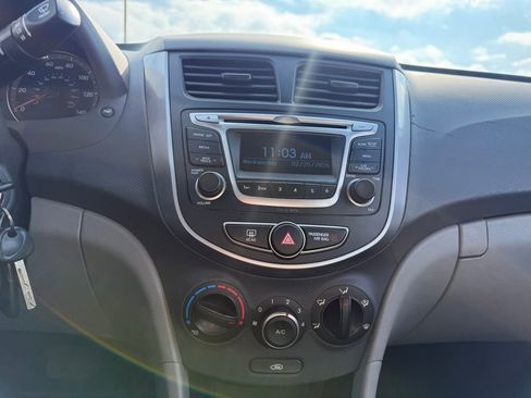 Used 2015 Hyundai Accent GLS image 13