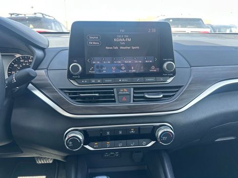 New 2026 Nissan Altima 2.5 SV image 19