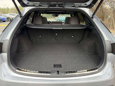 Used 2025 Lexus RX 450h AWD w/ Luxury Package image 29