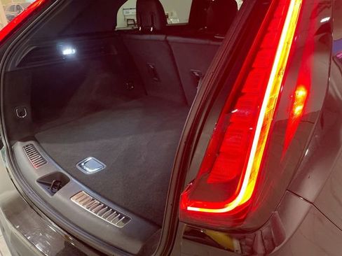 Certified 2025 Cadillac XT4 Premium Luxury image 13