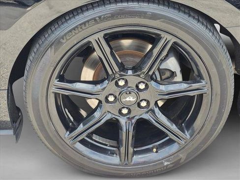 Used 2020 Ford Mustang Coupe w/ Equipment Group 101A RWD image 19
